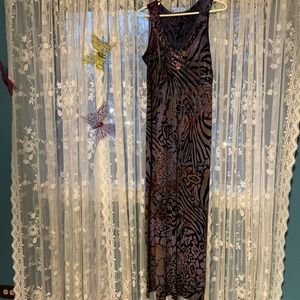 Apt 9. Pretty purple patterned maxi dress. L.